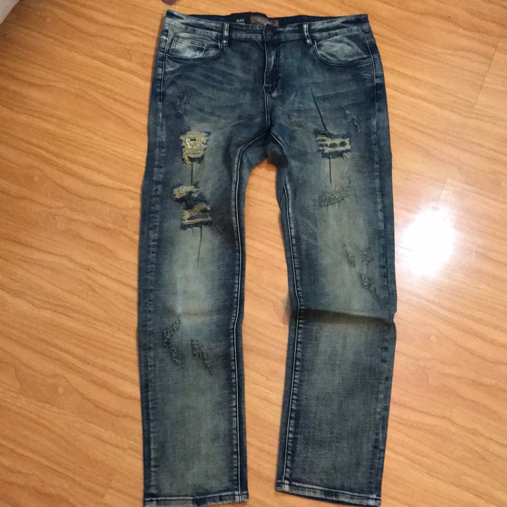 Brand new men’s crysp denim jeans with tags